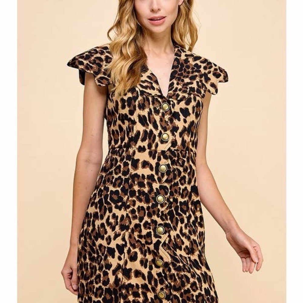 TCEC Leopard Print Short Sleeve Blouse - Tan & Black